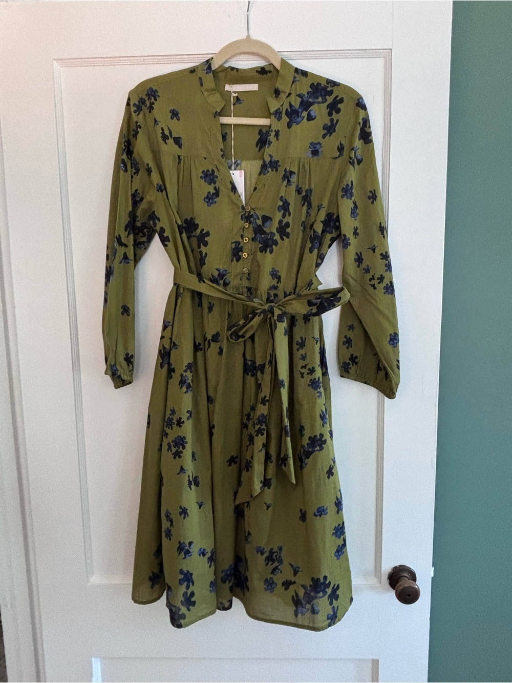 BRAND NEW Olive Green Floral Button-Front Midi Dress